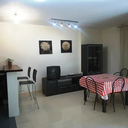 Oliveras Apartment *